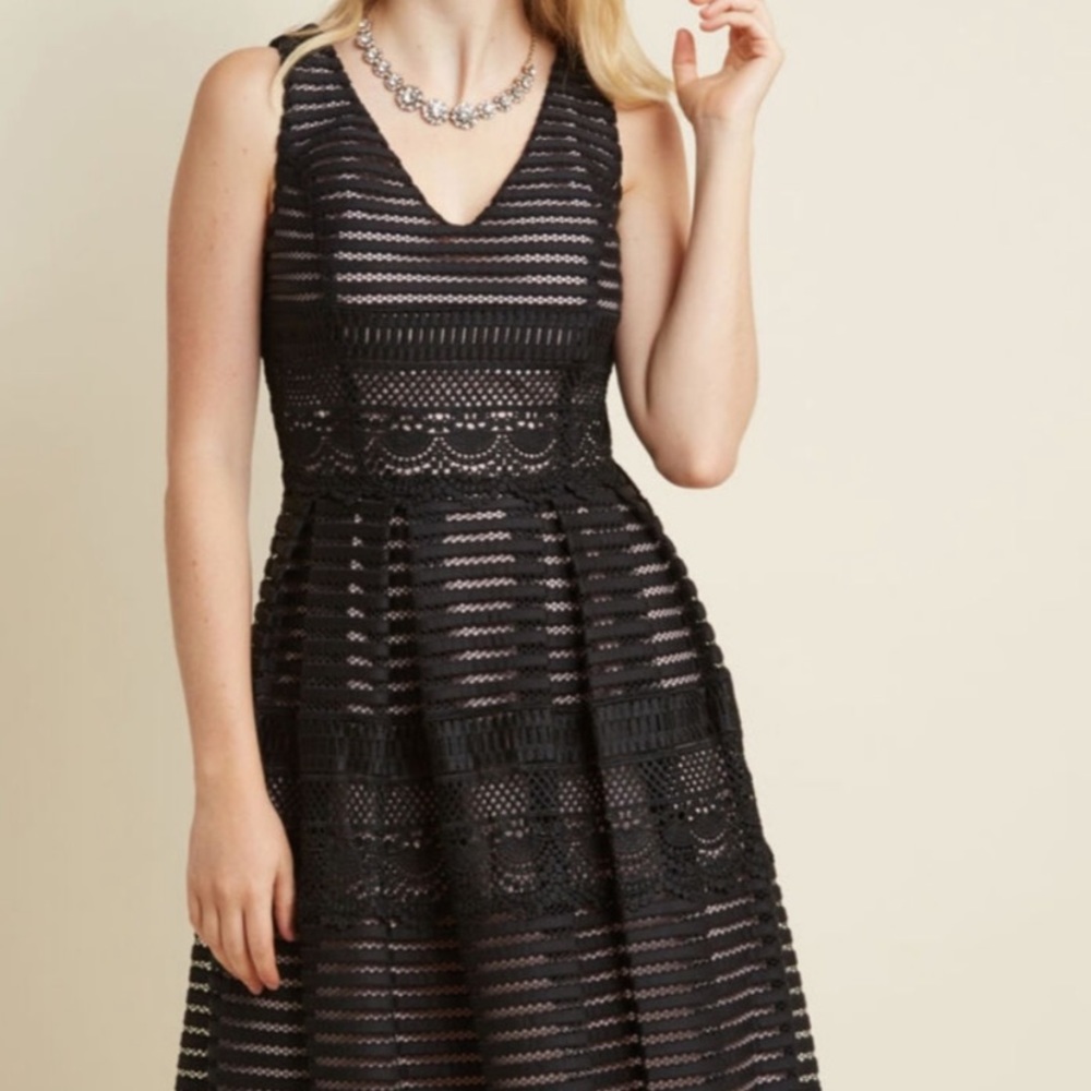 ModCloth black lace sleeveless dress vintage look!